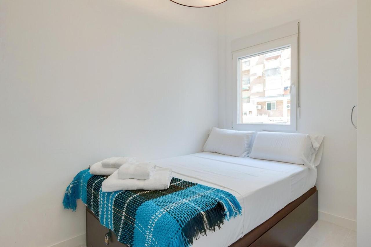 Nice And Cozy Apartment In Delicias Madrid Bagian luar foto