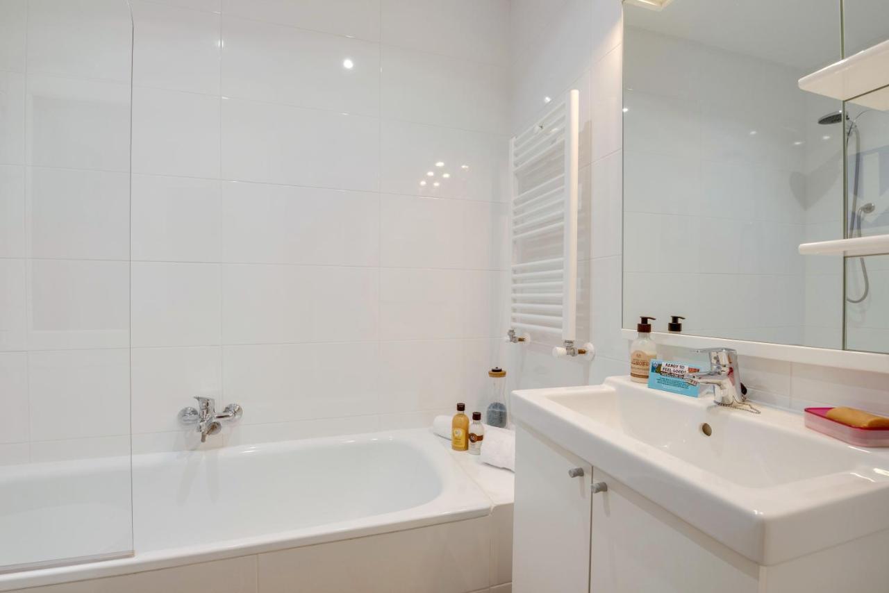 Nice And Cozy Apartment In Delicias Madrid Bagian luar foto